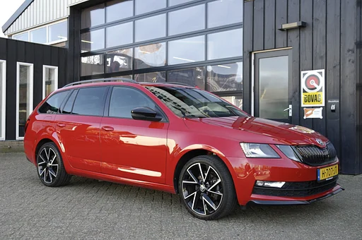 Skoda Octavia station wagon 1.5 TSI Greentech Sport Business automatico | NL-Auto | aria condizionata | auto da rimorchio | Carplay | Cruise