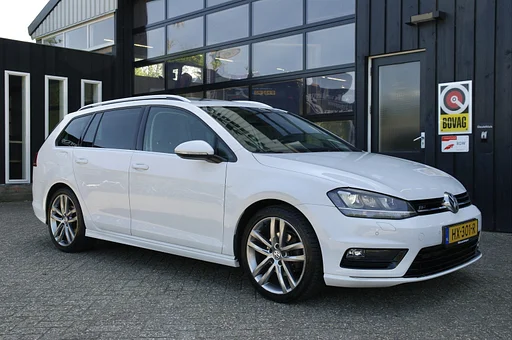 Volkswagen Golf Variant 1.4 TSI Business Edition Connected R | NL-Auto | Pano | Carplay | camera | trailer coupling | Leder