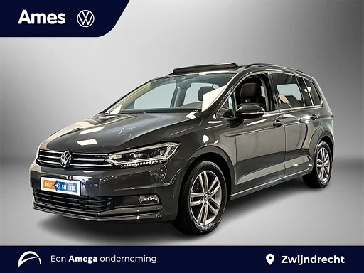 Volkswagen Touran 1.5 150pk TSI Highline 7p navigatie 'Discover Media' | obręcze 'Salvador', 17 inch lichtmetaal | Panoramaschuif-kanteldak