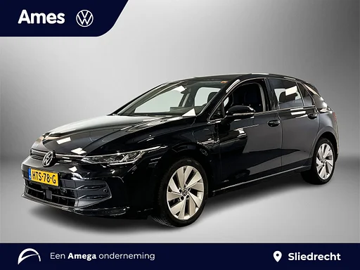 Volkswagen Golf 1.5 eHybrid 204pk Life Edition | Adaptive Controle de cruzeiro | Stoel- en stuurverwarming | Extra getint glas