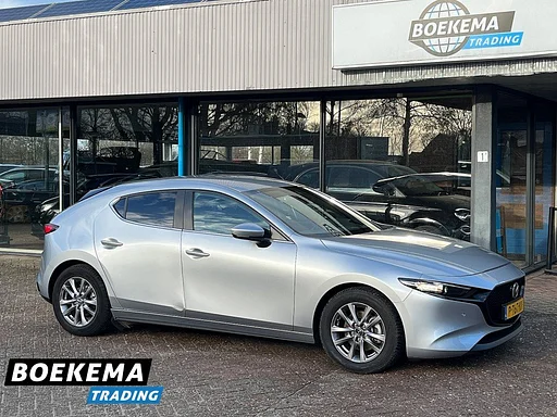 Mazda 3 2.0 e-SkyActiv-X M 186PK Navi fényképezőgép légkondicionáló Cruise SHZ Comfort