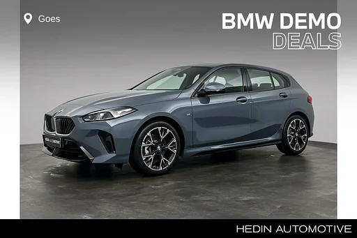 BMW 120 1-serie M Sport Design Edition | Comfort Access | Achteruitrijcamera | Glazen Tetto Pano | Harman-Kardon sound system | Elektrisch verwarmde voorstoelen | Automatische 2-zone aria condizionata |