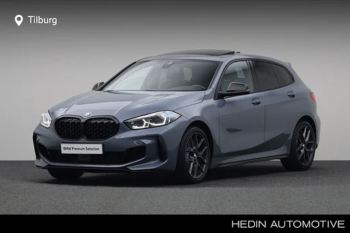 BMW M135i 1-serie xDrive | Adaptief onderstel | Voorstoelen/Stuurwielrand verwarmd | Stuurwielrand verwarmd | High Executive | Comfort Access