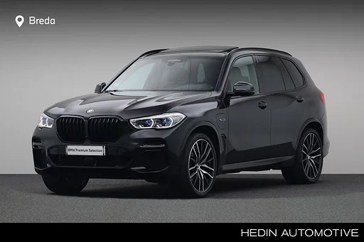 BMW X5 xDrive45e High Executive | M-sport | Adaptief onderstel sospensioni pneumatiche | Comfortzetels | Driving Assistant Professional | Stoelventilatie | Head UP | HiFi | Parking assistant plus | auto da rimorchio | Laserlight |