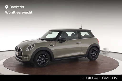 MINI ONE 3-deurs | 16" inch | Comfort Acces | PDC | LED Koplampen | Hemel Anthrazit | Navi | Geen airco