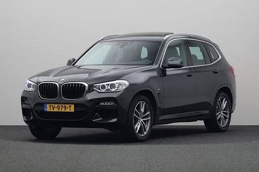 BMW X3 xDrive20i High Executive | M-sport | navigatie Professional | Comfort Access | Leder | heated seats V+A | Schuif-/ panorama roof | HiFi | PDC voor/ achter |