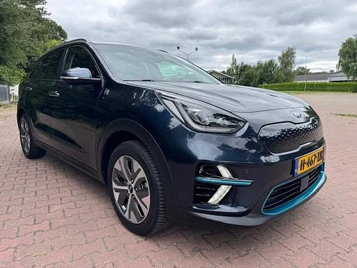 Kia Niro E-NIRO EXECUTIVELINE 64KWH 3FASE LADEN/ACARPLAY/LEER/LED/NAV/FABRIEKSGARANTIE