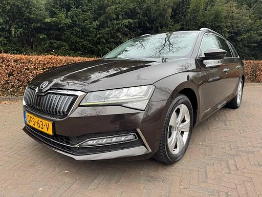 Skoda Superb station wagon 1.4TSI Iv Business Edition Plus/VIRTDASH/NAVIGATIE/MATRIX LED
