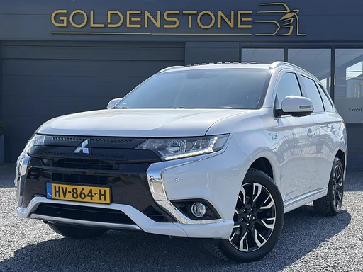 Mitsubishi Outlander 2.0 PHEV instyle+ kamera 360°,Pano,Trekhaak,Dealer Onderhouden,Keyless,Leder,Stuurverw,Stoelvwerw,Stoelventilatie,Pdc V+A,Clima,Cruise,Lm velgen,Carplay,Elekt.Stoel,N.A.P,Bj 12-2015,Apk tot 01-2027