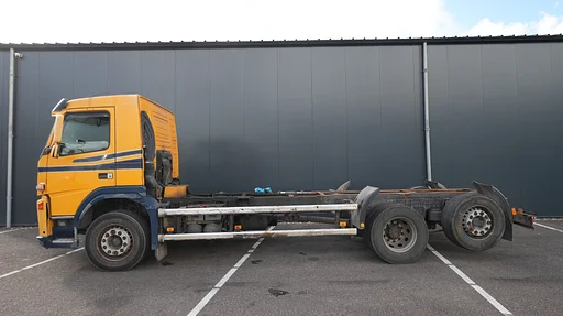 Volvo FM 9/340 6X2 Chassis truck