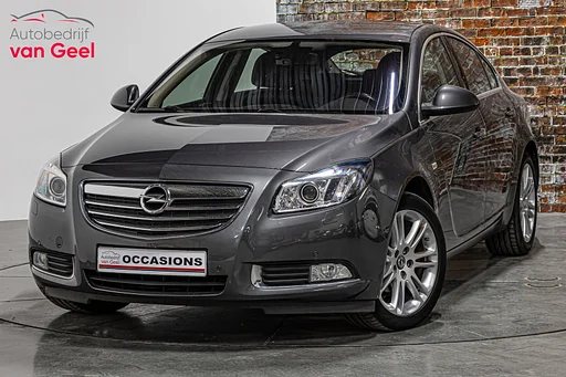 Opel Insignia 1.8 Executive | trailer coupling | cruise control
