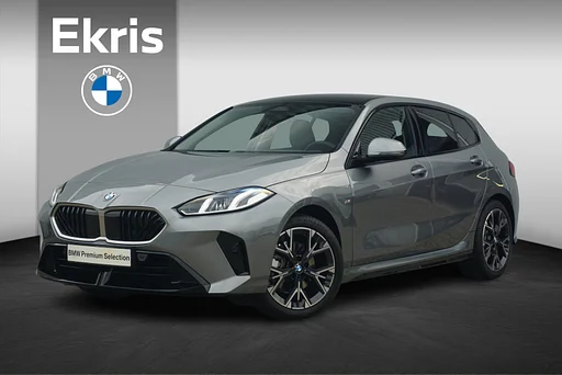 BMW 120 1 Serie 5 doors M Sport Design 18'' / Voorstoelen verwarmd / Driving Assistant / Parking Assistant