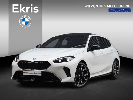 BMW 120 1-serie 5 doors | M Sports package Pro | Panodak | Harman Kardon | Getint Glas | Comfort Access | Driving Assistant Plus | Elektr. Achterklep | 19'' LMV