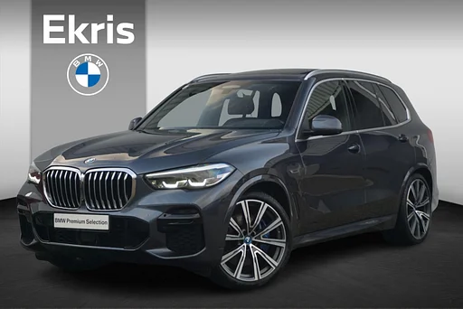 BMW X5 xDrive45e M Sport | carro de reboque / Comfortstoelen / Telhado de pano / Head-up / Driving Assistant Professional / de suspensão de ar