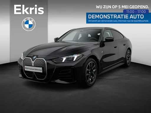 BMW i4 eDrive35 M Sports package |	M Sport Edition | Innovation Pack | Comfort Pack | Stuurwielrand Verwarmd | trailer coupling | Active cruise control | DAB | HiFi | 18''