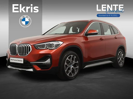 BMW X1 sDrive20i VDL Nedcar Edition | carro de reboque | assentos aquecidos | Head-up Display | Achteruitrijcamera | Lentevoordeel