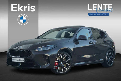 BMW 120 1 Serie M Sports package Pro 19'' / Harman Kardon / Elektrisch verstelbare stoelen / Telhado de pano | Lentevoordeel