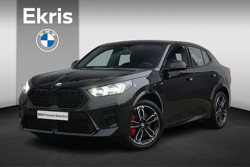 BMW X2 sDrive18d M Sports package Pro 19'' / Harman Kardon / carro de reboque / Parking Assistant