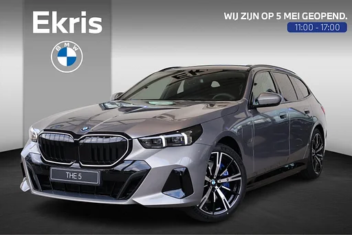 BMW 550 5 Serie 550e xDrive Touring | M Sportpakket Pro | Innovation Package | Travel Pack | Comfort Pack