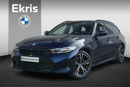 BMW 320 3 Serie Touring 320e xDrive M Sports package 18'' / Tetto Pano / Elektrisch verstelbare stoelen / Active Cruise Control / HiFi System