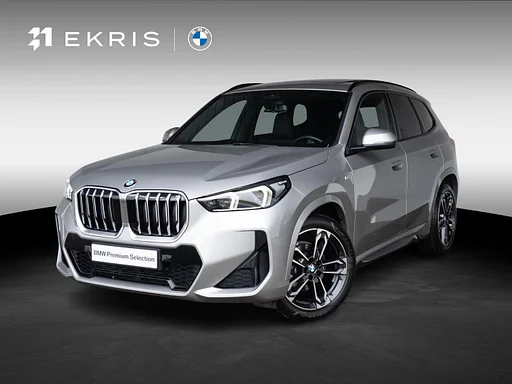 BMW X1 sDrive18i | M Sports package | Travel Pack | Driving Assistant Plus | Comfort Access | Achteruitrijcamera | Tetto Pano | auto da rimorchio
