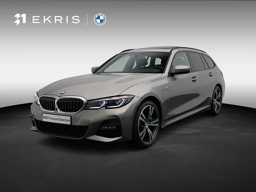 BMW 330 3 Serie Touring 330e Business Edition Plus | High Executive | Audio Media Pack | Parking Pack | Safety Pack | carro de reboque | Telhado de pano | Head-Up Display | Harman Kardon | 19'' | Lentevoordeel