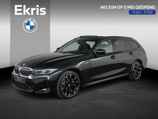 BMW 330 3-serie Touring 330e Touring | M Sports package | Comfort Pack | trailer coupling | panorama roof