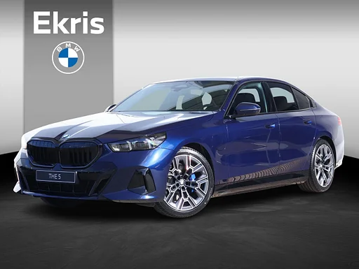 BMW 530 5 serie 530e M Sport Edition | M Sports package Pro | Travel Pack | Comfort Pack | Bowers & Wilkins | Innovation Pack | Tetto Pano | auto da rimorchio