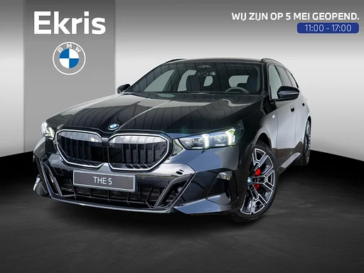 BMW 520 | M Sports package Pro | Equipment Pack Pro | Travel Pack | Showroom Selection 5 Serie Touring 520i