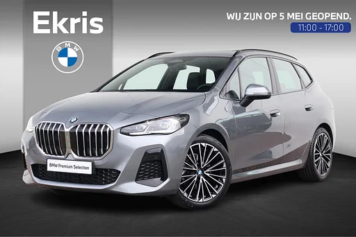 BMW 220 Active Tourer 2-serie 220i / M-Sport Pakket / Pano Dak / Actieve Stoel / Harman Kardon / Stoelverwarming Voor / Comforttoegang /