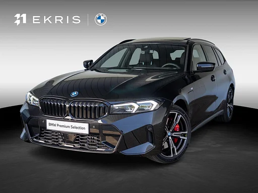 BMW 330 3 Serie Touring 330e | M Sports package Pro | Innovation Pack | Stuurwielrand verwarmd | Comfort Access | Telhado de pano | assentos aquecidos | carro de reboque