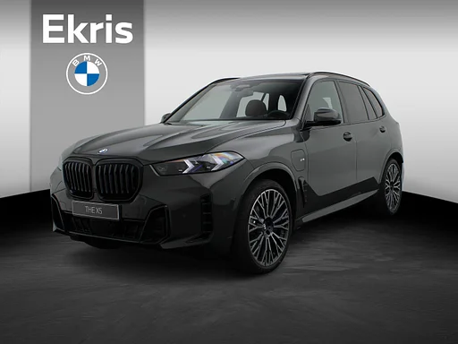 BMW X5 xDrive50e | M Sports package Pro | Exclusive Pack | Innovation Pack | Bowers & Wilkins | Tetto Pano