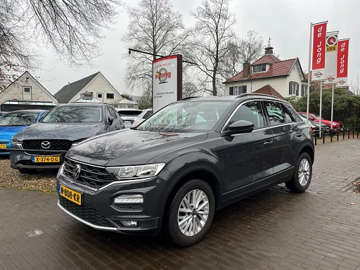 Volkswagen T-Roc 1.0 TSI STYLE / NAVI / CARPLAY / ADAP. CRUISE / PDC / DAB / 16'' LMV