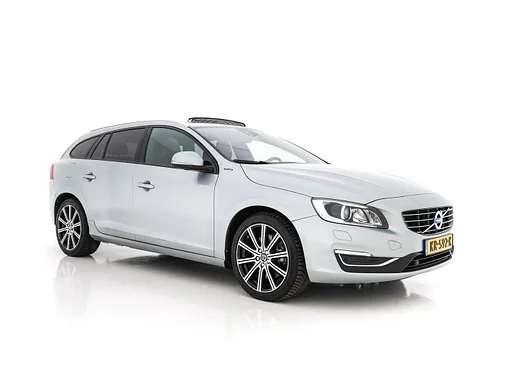 Volvo V60 2.4 D6 AWD Twin engine Summum Aut. *PANO | NAVI-FULLMAP | LEATHER | BI-XENON | camera |  ECC | PDC | CRUISE | SPORT-SEATS | PRIVACY-GLASS | TOWBAR | MEMORY-PACK | HEATED-COMFORTSEATS | 18"ALU*