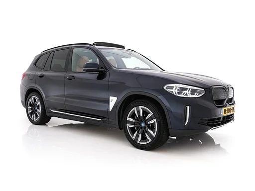 BMW iX3 High Executive 80 kWh [ 3-Fase -11kW] {SOH-98%} (INCL-BTW) Aut. *PANO | LEATHER | HARMAN/KARDON | FULL-LED | BLINDSPOT | MEMORY-PACK | DIGI-COCKPIT | HEATED-SPORTSEATS | KEYLESS | TOPVIEW | DAB+ | NAVI-FULLMAP | HEAD-UP | ...