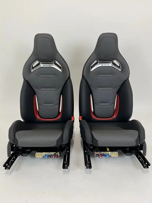 Mercedes Benz C-Klasse AMG Performance-Stoelen (W206) Zwart/Grijs Leder Met Rood Detail