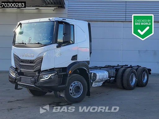 Iveco X-Way 500 X-Way 6X4 NEW 6x4 chassis Sleepercab Rear Air suspension Automatic Euro 6