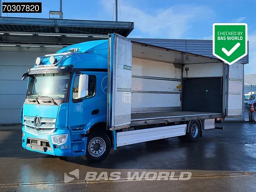 Mercedes-Benz Actros 1824 Actros 4X2 18tonner Air suspension 2000kg Ladebordwand Automatic Euro 6