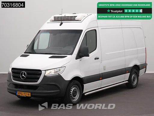Mercedes-Benz Sprinter 315 CDI Automaat Koelwagen Thermo King 230v Stekker 150PK Airco Cruise Camera MBUX CarPlay Parkeersensoren v+a Euro6 Koel Koeler Kühl Kühler Kühlwagen Kühlkasten Airco Cruise control