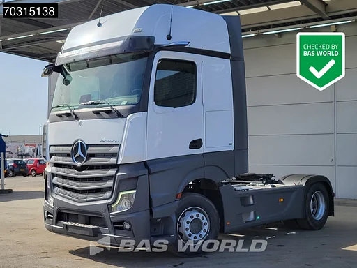 Mercedes-Benz Actros 1845 4X2 GigaSpace Retarder 2xTanks ACC Standklima Navi