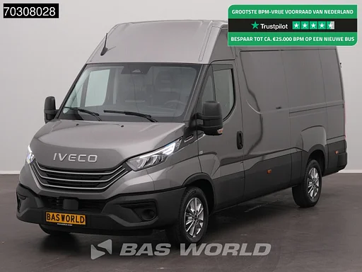 Iveco Daily 35S21 3.0L Automaat L2H2 210PK ACC LED Airco Camera Parkeersensoren CarPlay Stoelverwaming LM Velgen 3,5t Trekgewicht Euro6 L2 Airco