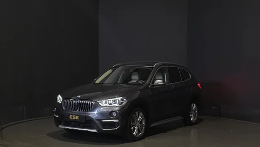 BMW X1 xDrive20i Executive | Panorama | Hud | Sfeer | macchina fotografica