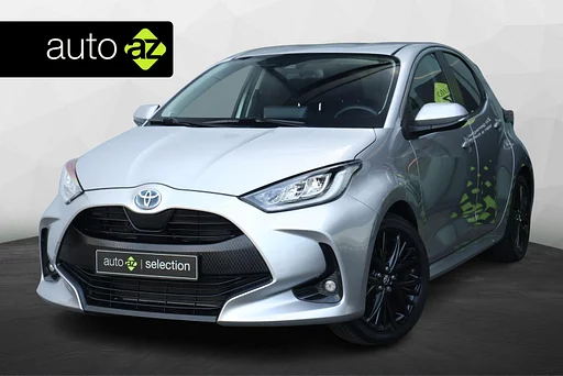 Toyota Yaris 1.5 Hybrid Dynamic / fényképezőgép / Adaptive Cruise / Carplay