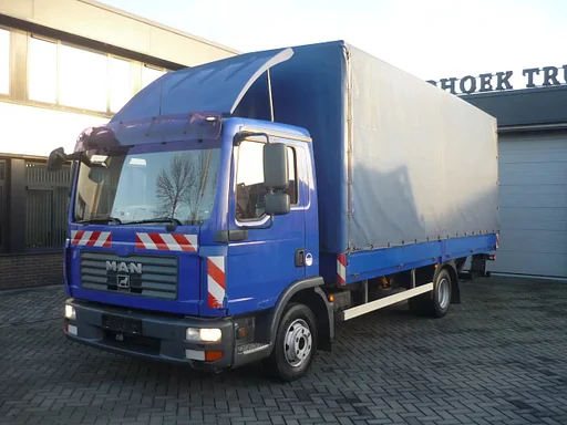 MAN TGL 8.180 Curtain side body with aluminium drop sides ans a tail lift