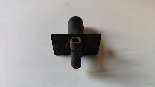 Bumpersteun achterzijde links of rechts BMW 3-Serie E30 type 2 51121959106 1959106