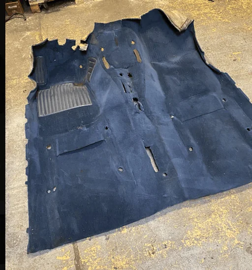 Tapijt diverse kleuren en uitvoeringen BMW 3 serie E30