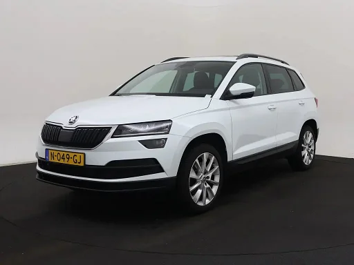 Skoda Karoq 1.5 TSI DSG Style Business | LED | Pano | LMV | air conditioning | Winterpakket | Cruise | PDC |