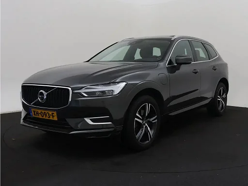 Volvo XC60 2.0 T8 Twin silnik AWD Momentum | Pano | HUD | LED | Leder | Winterpakket | kamera | ACC | ECC