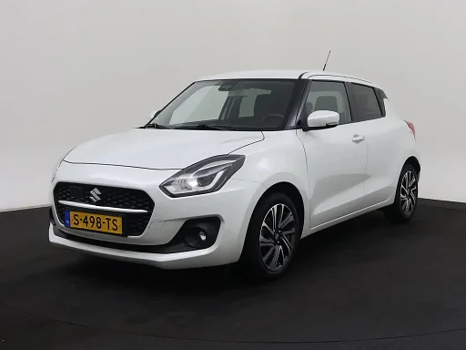 Suzuki Swift 1.2 Style Smart Hybrid | LMV | Navi |