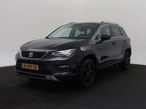 Seat Ateca 1.0 EcoTSI Style Business Intense | Led | carro de reboque | Navi | ar condicionado | VC | Beats |